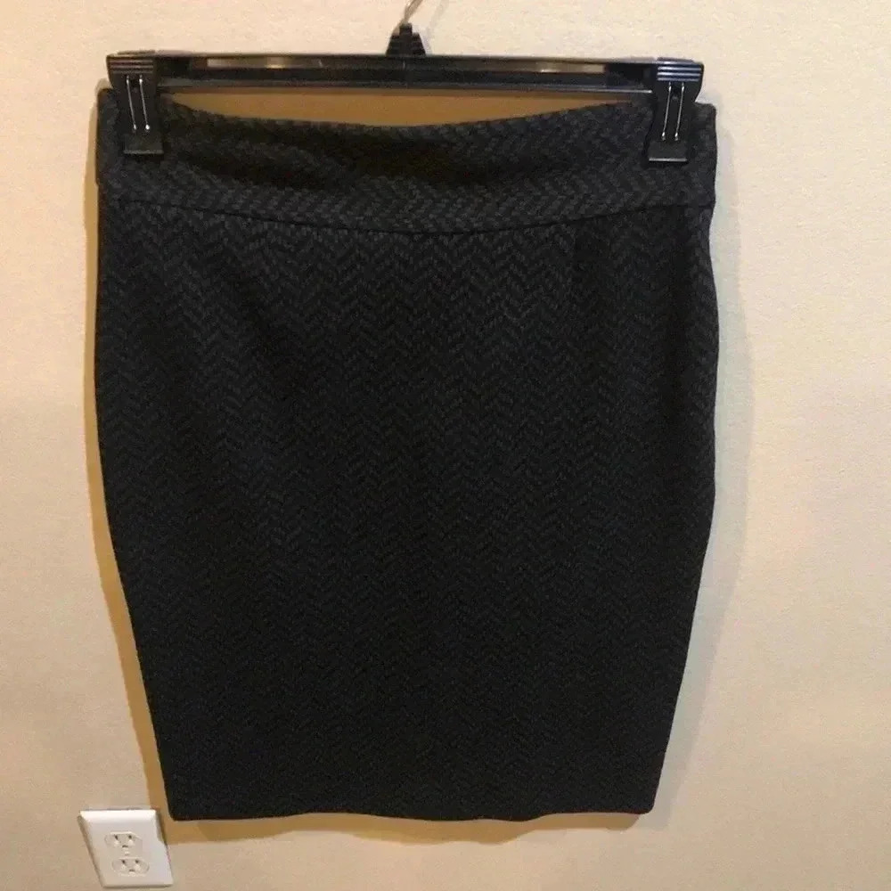 Grace Elements Chevron Print Grey and Black Woven Pencil Skirt side Zipper-8